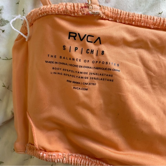 sarah cameron RVCA Peach Floral bikini top - Picture 6 of 8